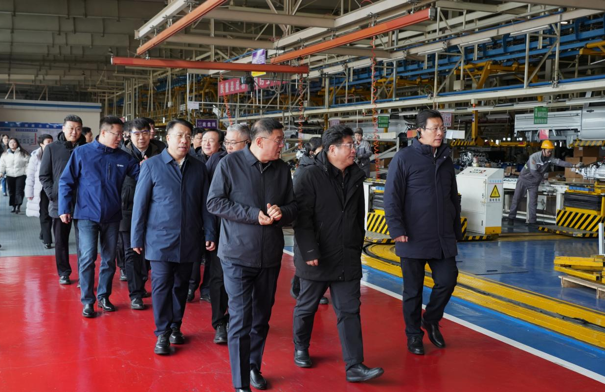 邯鄲市黨政代表團(tuán)蒞臨成功汽車(chē)科技集團(tuán)參觀(guān)調(diào)研